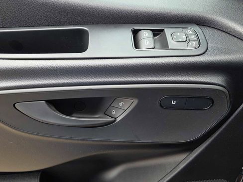 New 2026 Mercedes-Benz Sprinter 2500 image 18