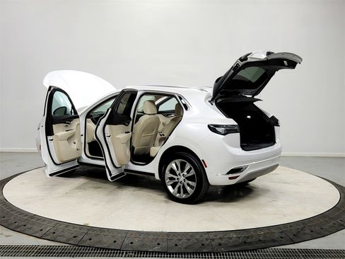 Used 2023 Buick Envision Avenir image 13