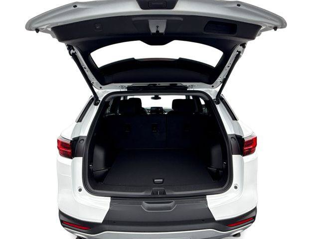 New 2026 Chevrolet Blazer LT w/ Convenience Package FWD image 20