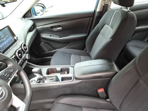 Used 2023 Nissan Sentra SV FWD image 14