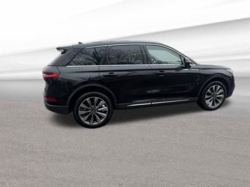 Certified 2022 Lincoln Corsair Reserve image 45