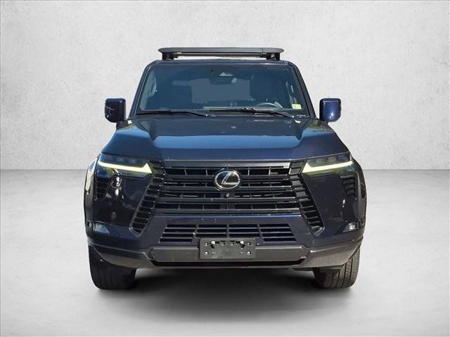 Used 2024 Lexus GX 550 w/ Accessory Package (31) AWD/4WD image 2
