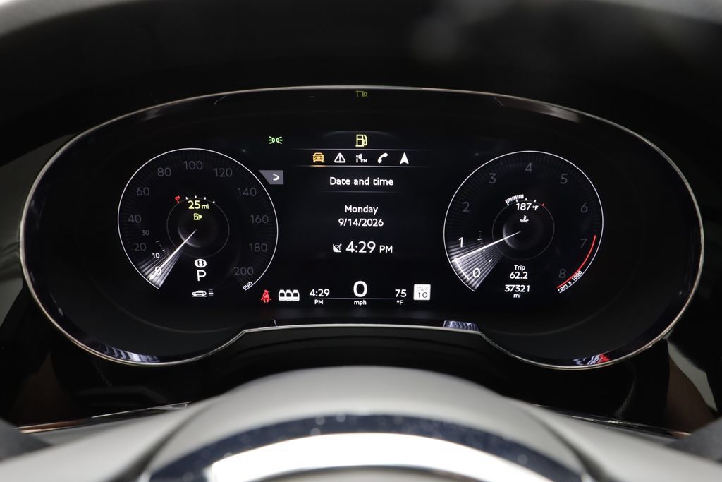 Used 2021 Bentley Bentayga AWD/4WD image 8