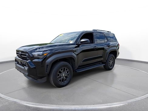 Used 2025 Toyota 4Runner SR5 AWD/4WD image 4