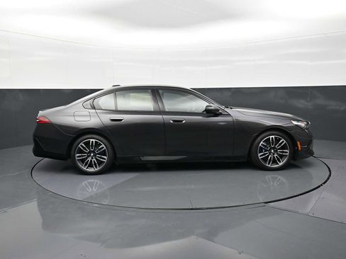 New 2026 BMW 540i xDrive AWD/4WD image 4