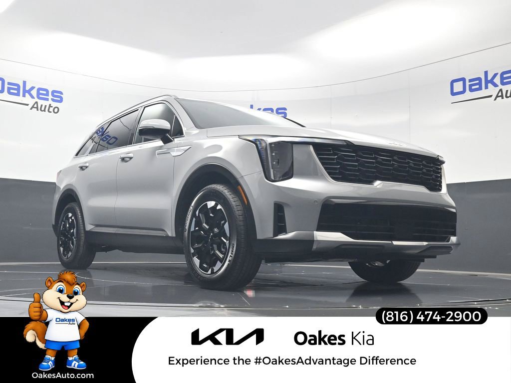 Certified 2026 Kia Sorento S w/ S Panoramic Sunroof Package FWD image 39