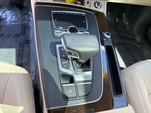 Used 2019 Audi Q5 2.0T Premium Plus w/ Premium Plus Package AWD/4WD image 26