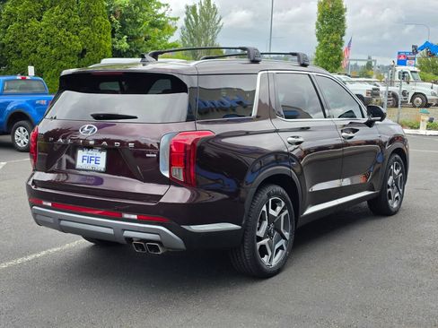 Used 2023 Hyundai Palisade Limited AWD/4WD image 5