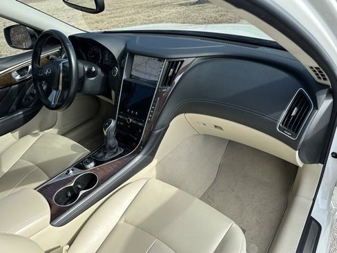 Used 2019 INFINITI Q50 Luxe w/ Essential Package (3.0T Luxe) image 24