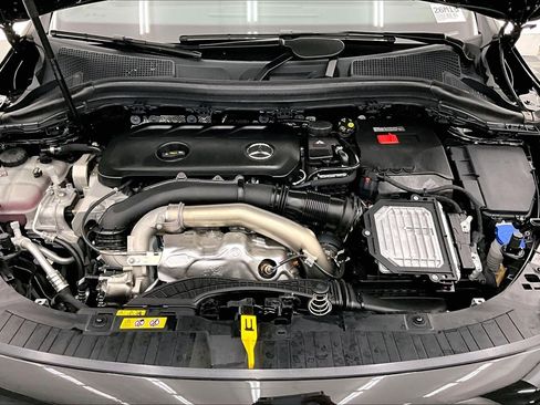 Used 2026 Mercedes-Benz GLA 250 image 9