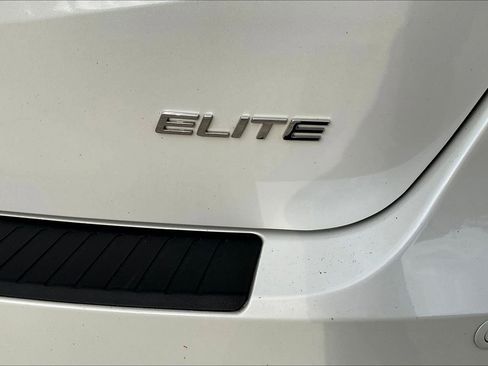 Used 2023 Honda Odyssey Elite image 8