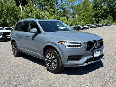 Used 2021 Volvo XC90 T5 Momentum w/ Climate Package