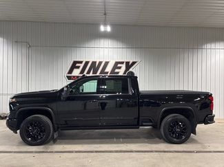Used 2025 Chevrolet Silverado 2500 High Country w/ Midnight Edition AWD/4WD video 1