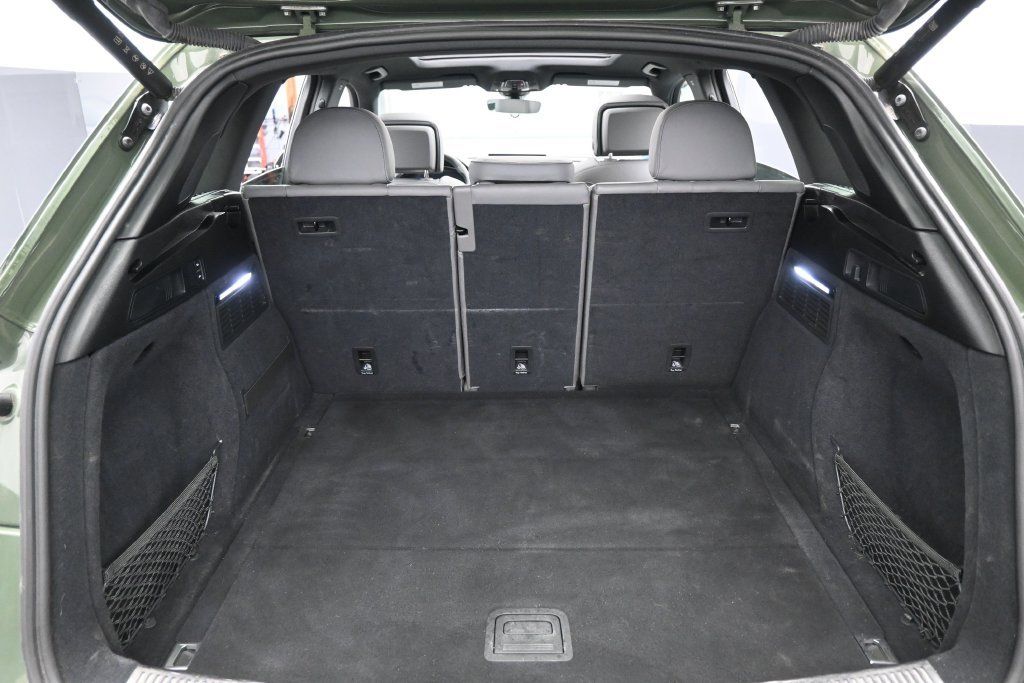 Used 2024 Audi SQ5 Prestige AWD/4WD image 26