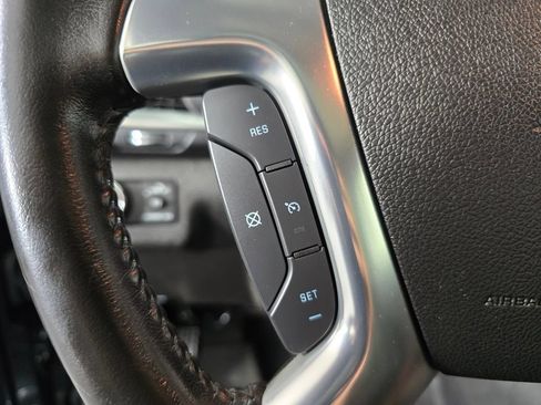 Used 2013 Chevrolet Traverse LT w/ LPO, 'HIT The Road' Package AWD/4WD image 32