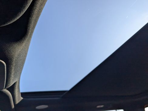 Used 2023 Ford F150 Raptor image 6