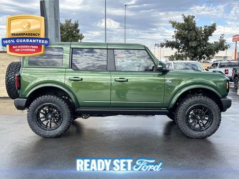 New 2025 Ford Bronco Outer Banks image 2