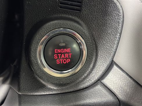 Used 2021 Subaru Outback Limited image 28