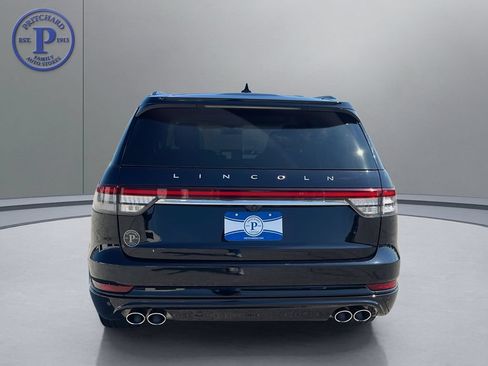 Used 2023 Lincoln Aviator Reserve w/ Equipment Group 201A AWD/4WD image 6