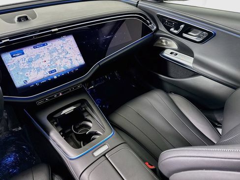 Used 2025 Mercedes-Benz E 450 4MATIC All-Terrain Wagon w/ MBUS Superscreen Package image 31