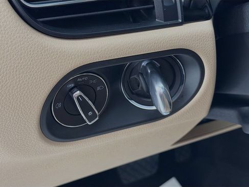 Certified 2021 Porsche Macan S w/ Premium Package Plus AWD/4WD image 15