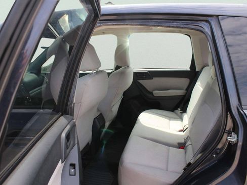 Used 2014 Subaru Forester 2.5i Premium w/ Popular Package #2 AWD/4WD image 7