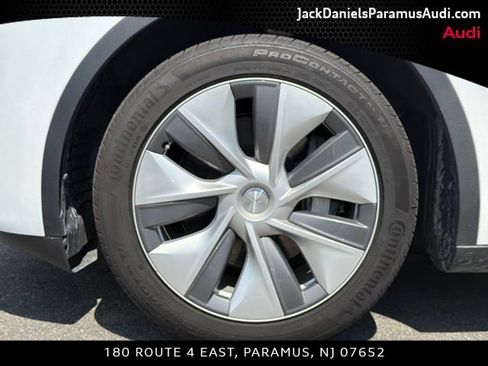 Used 2023 Tesla Model Y Long Range AWD/4WD image 22