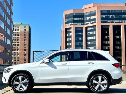 Certified 2022 Mercedes-Benz GLC 300 4MATIC image 11