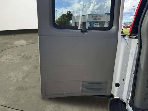 Used 2014 Chevrolet Express 3500 LT w/ LT Preferred Equipment Group RWD image 38