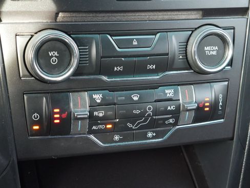 Certified 2017 Ford Explorer XLT w/ Equipment Group 202A image 12