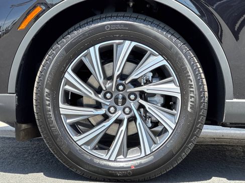 New 2025 Lincoln Aviator 2WD w/ Equipment Group 101A image 26