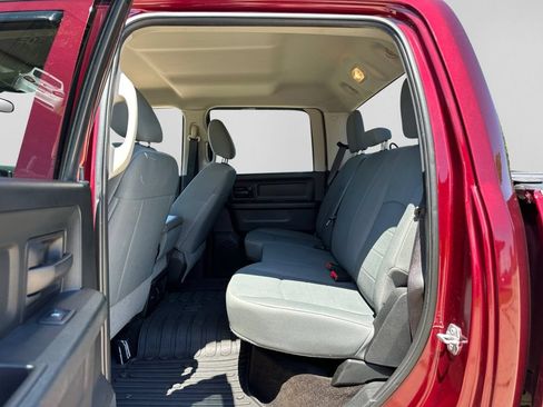 Used 2018 RAM 1500 Express w/ Express Value Package RWD image 35