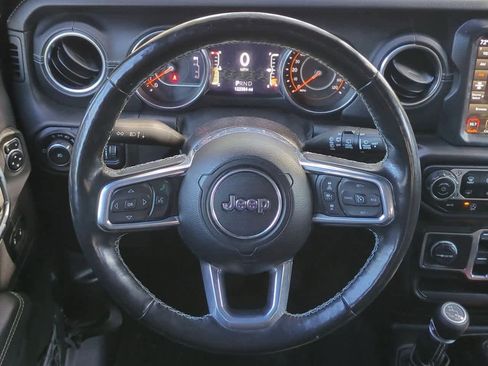 Used 2021 Jeep Wrangler Unlimited Sahara image 23