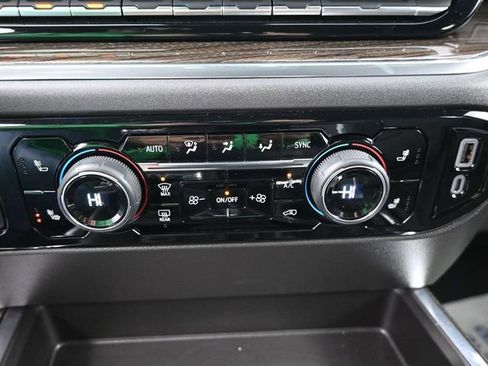 Used 2025 Chevrolet Silverado 1500 LT Trail Boss w/ Convenience Package II image 27