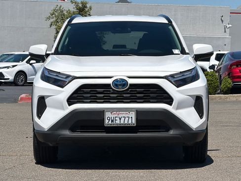 Used 2024 Toyota RAV4 XLE AWD/4WD image 10