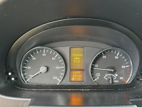 Used 2016 Mercedes-Benz Sprinter 2500 image 23