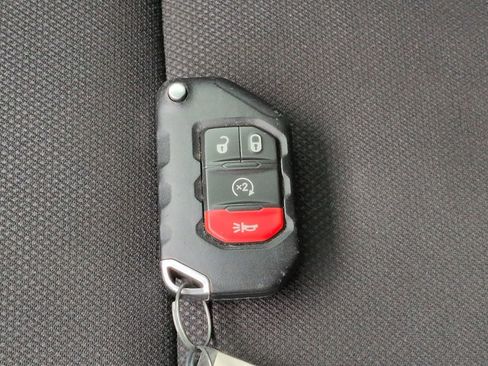 Used 2022 Jeep Wrangler Unlimited Sport AWD/4WD image 28