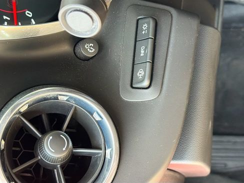 Used 2018 Chevrolet Camaro ZL1 RWD image 10
