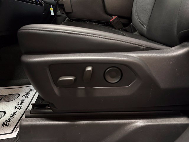 Certified 2026 GMC Sierra 1500 SLT AWD/4WD image 14