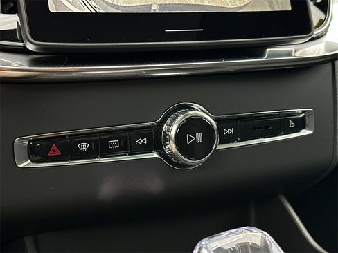 New 2026 Volvo XC90 T8 Ultra w/ Lounge Package image 21