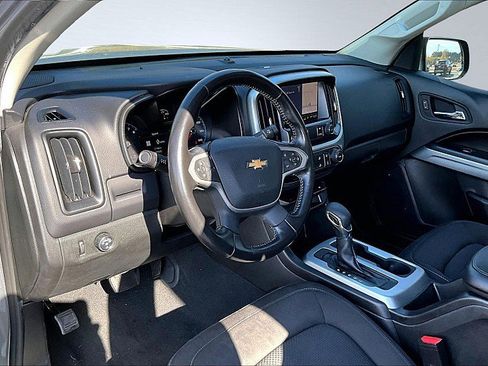 Used 2022 Chevrolet Colorado LT w/ LT Convenience Package image 14