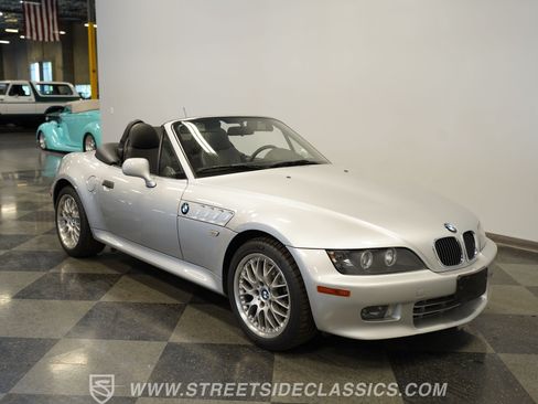 Used 2001 BMW Z3 3.0i RWD image 17