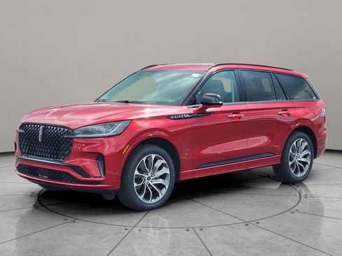 New 2026 Lincoln Aviator AWD image 3