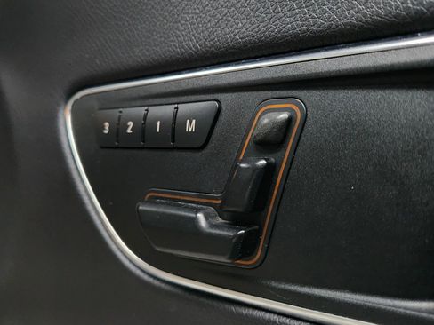 Used 2014 Mercedes-Benz CLA 250 4MATIC image 16