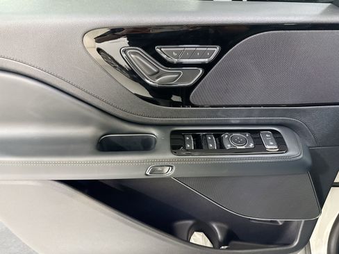 New 2026 Lincoln Aviator 2WD image 12