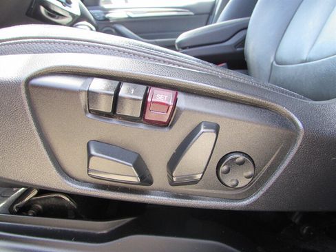 Used 2017 BMW X1 xDrive28i AWD/4WD image 11