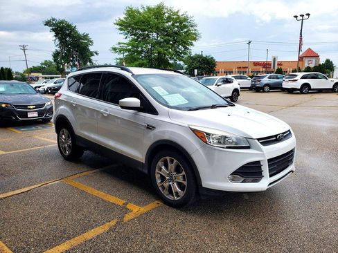 Used 2015 Ford Escape SE w/ Equipment Group 201A FWD image 5