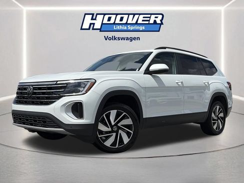 Used 2025 Volkswagen Atlas SE FWD image 1