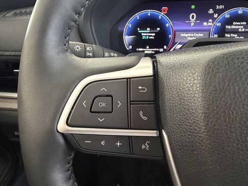 Used 2025 Toyota Grand Highlander AWD image 10