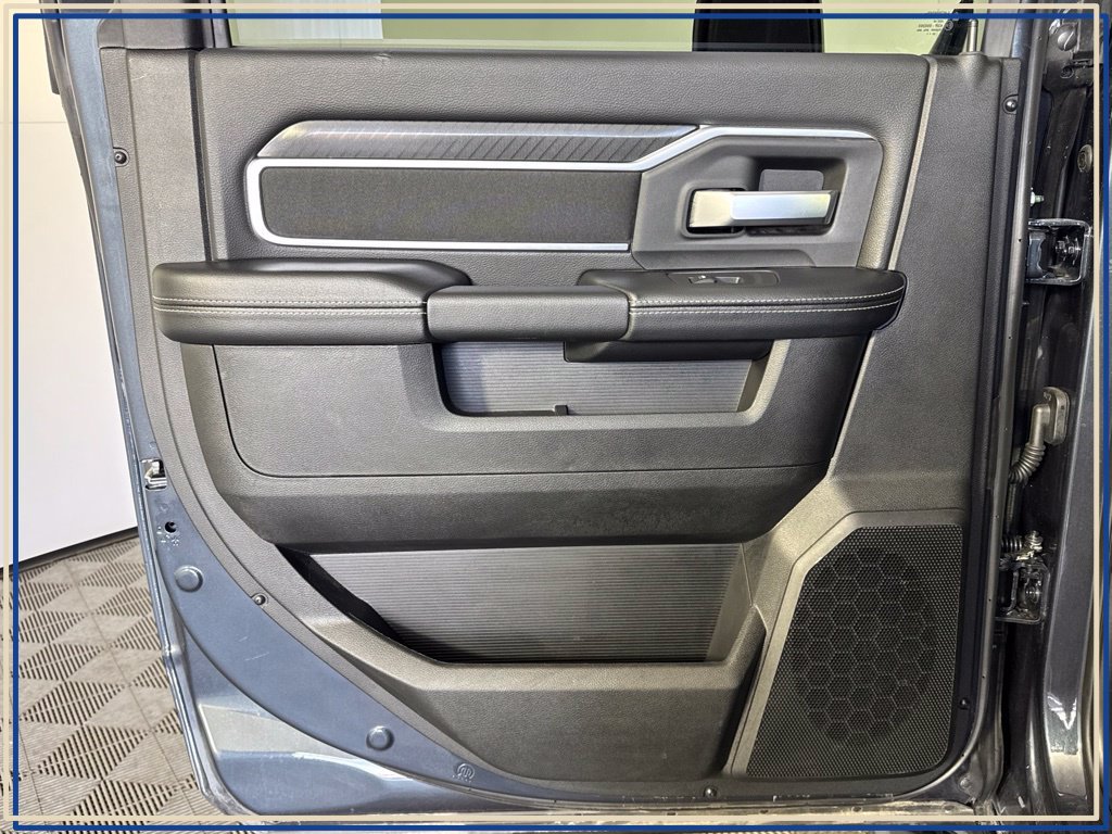Certified 2026 RAM 2500 Big Horn AWD/4WD image 39